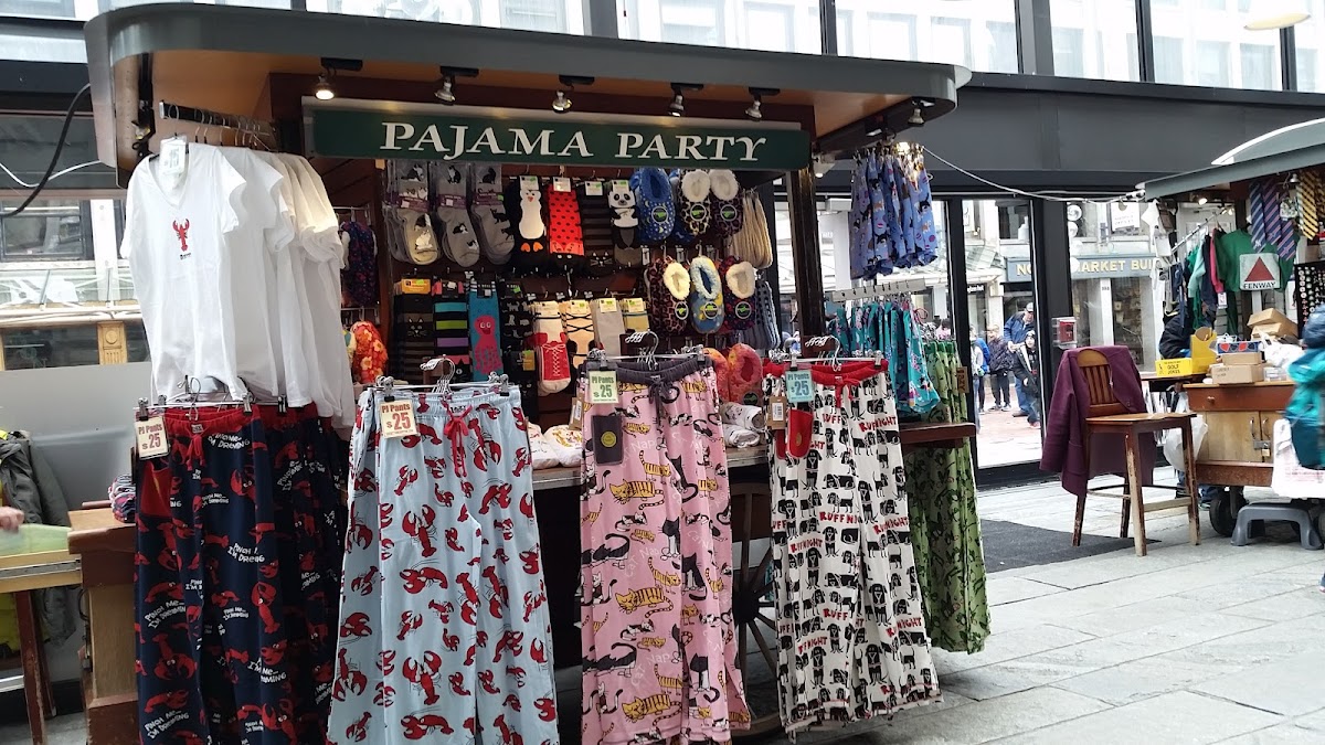 Faneuil Hall Marketplace