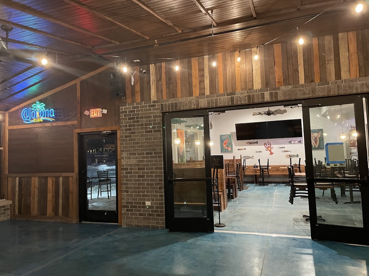 Spike's Public House