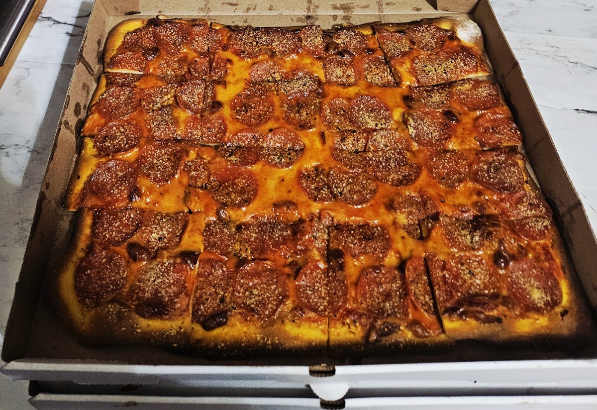 Pirrone's Pizzeria photo 4