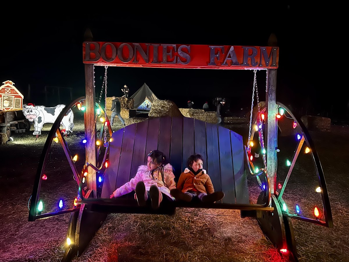 Boonies Farm photo 2