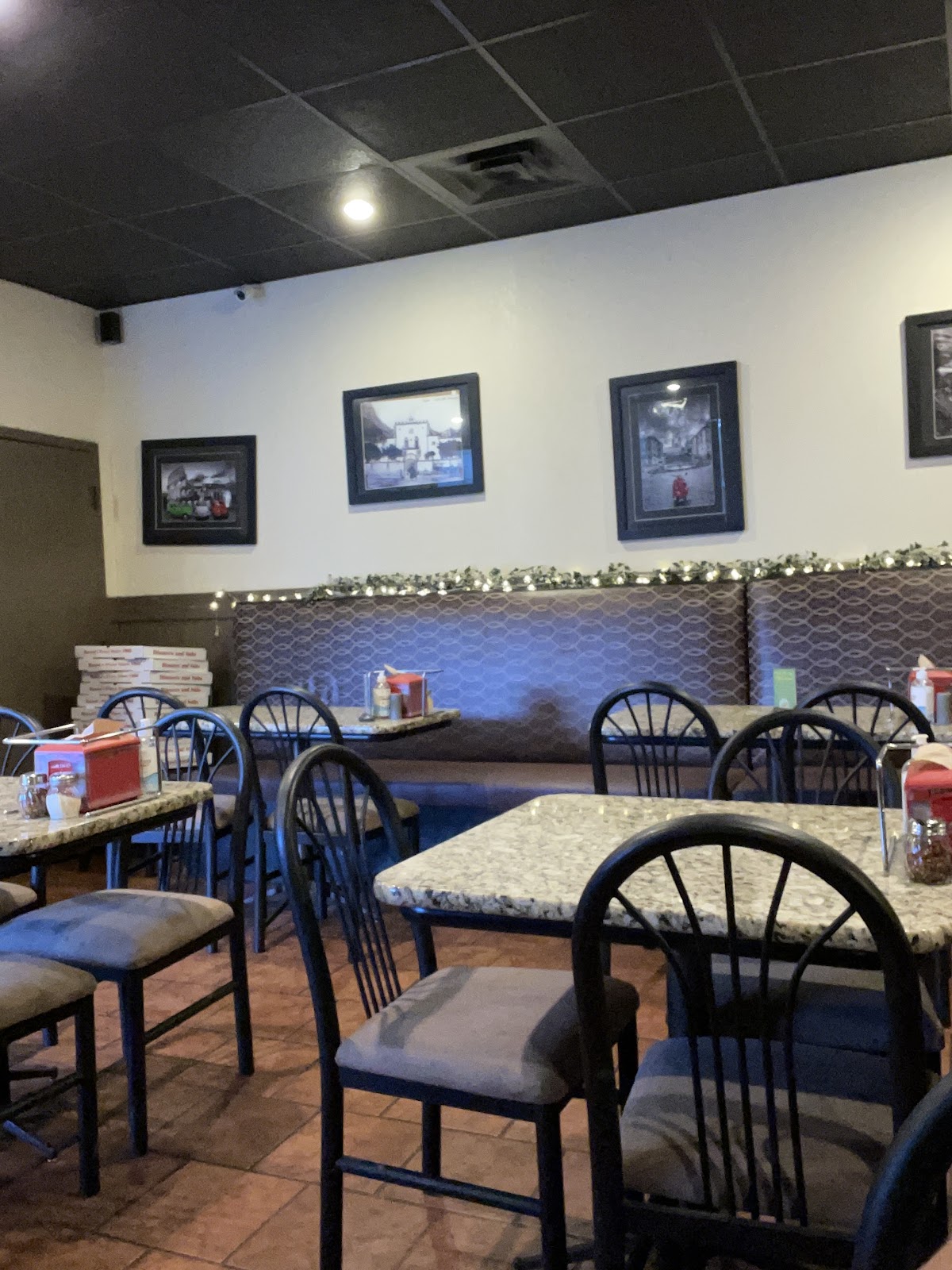 Rocco's Pizzeria photo 2