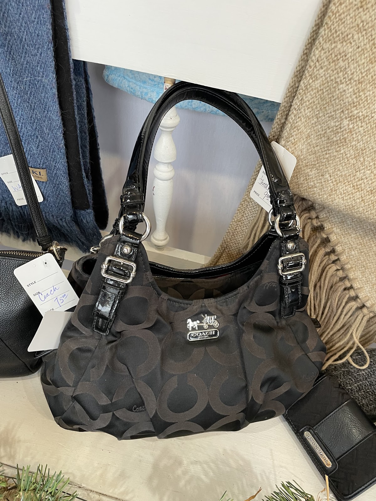 Riverbend Resale photo 3