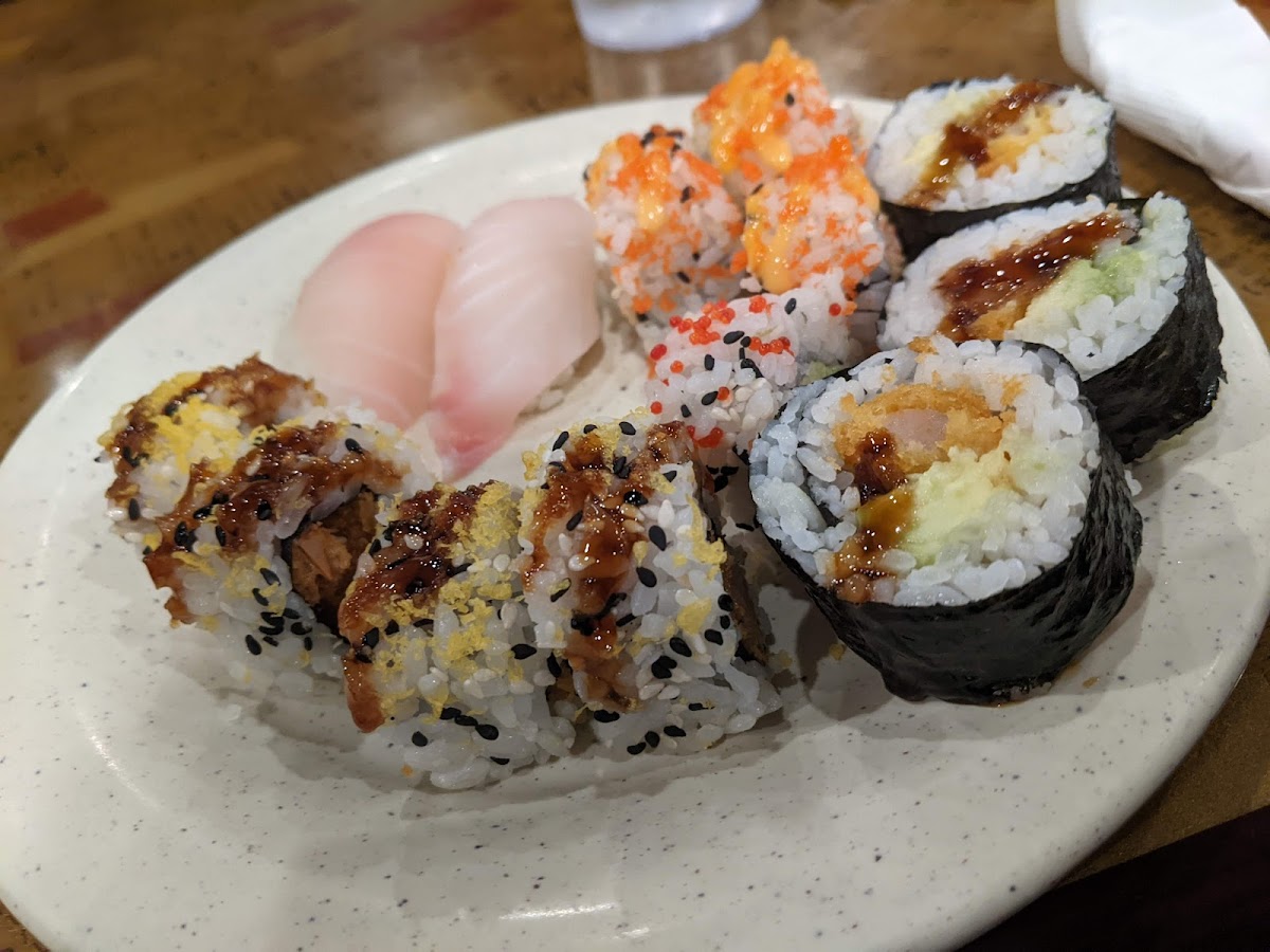 Ginger Buffet & Grill photo 4