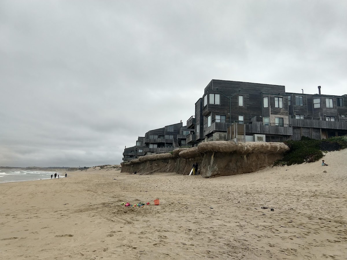 Del Monte Beach