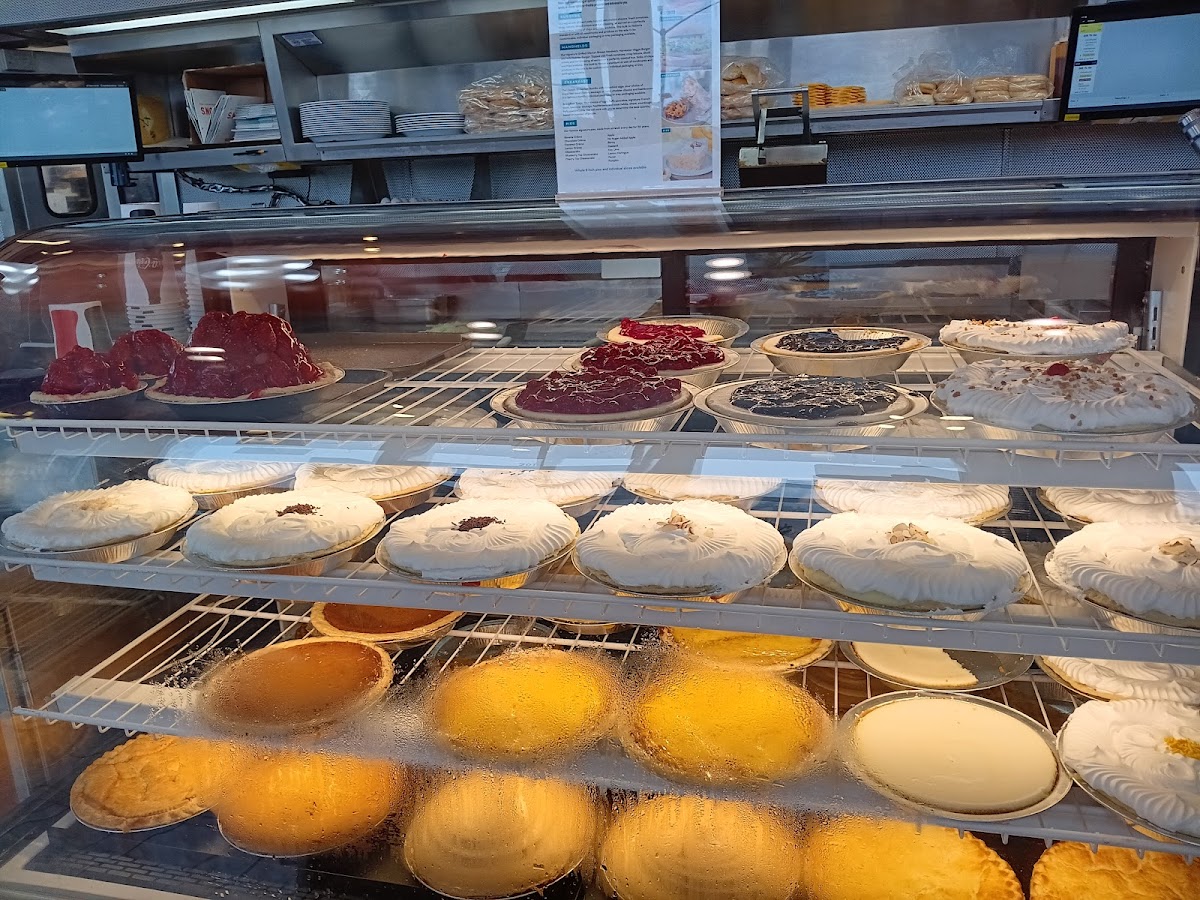 Nation's Giant Hamburgers & Great Pies