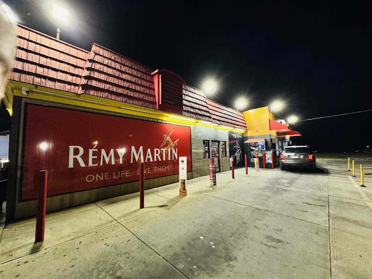 Pops 6 liquor store