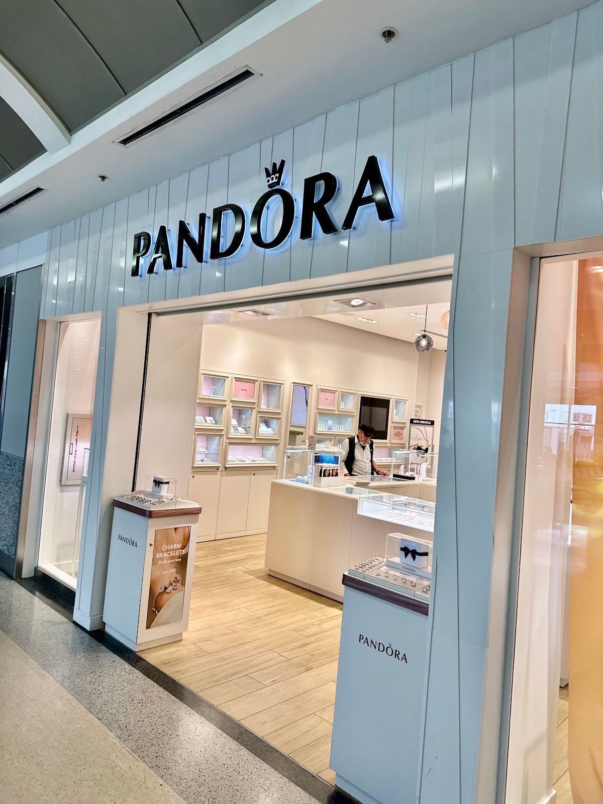 Pandora