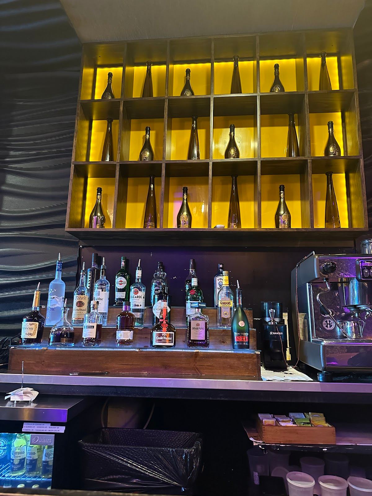 The Lions Restaurant and Lounge