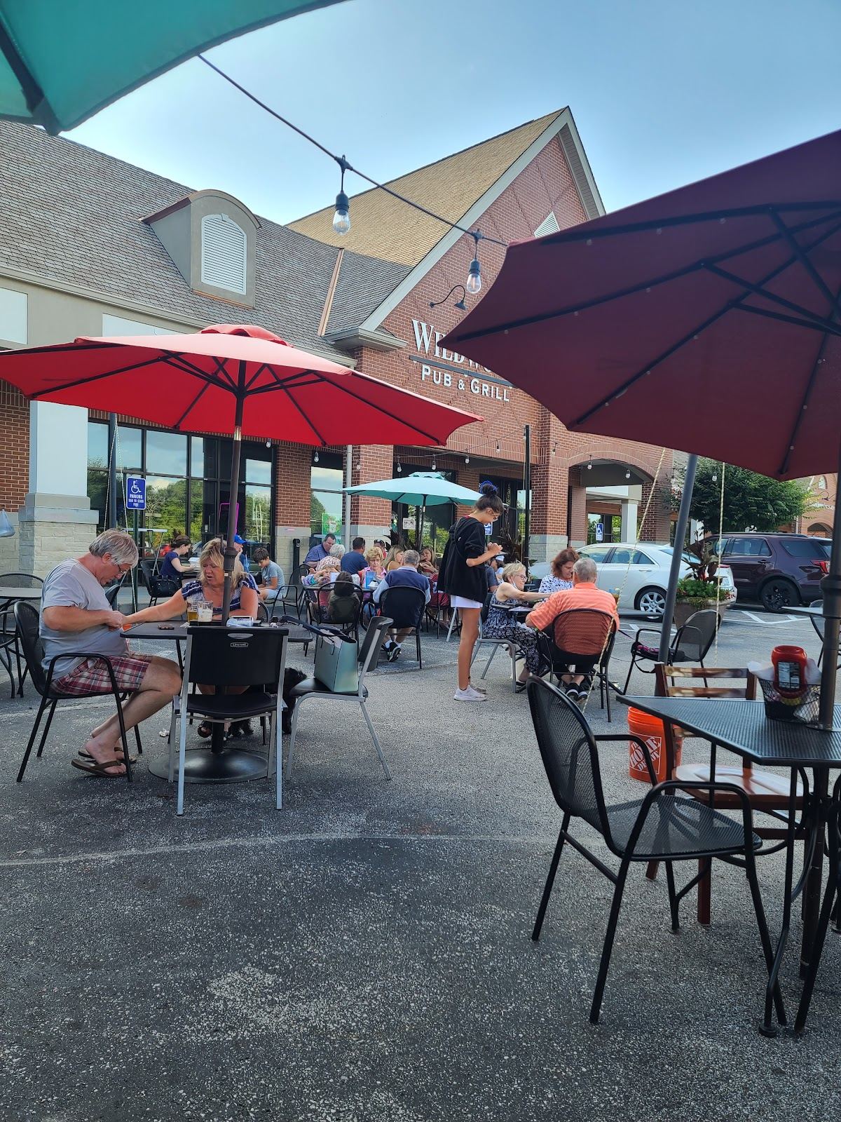 Wildwood Pub and Grill