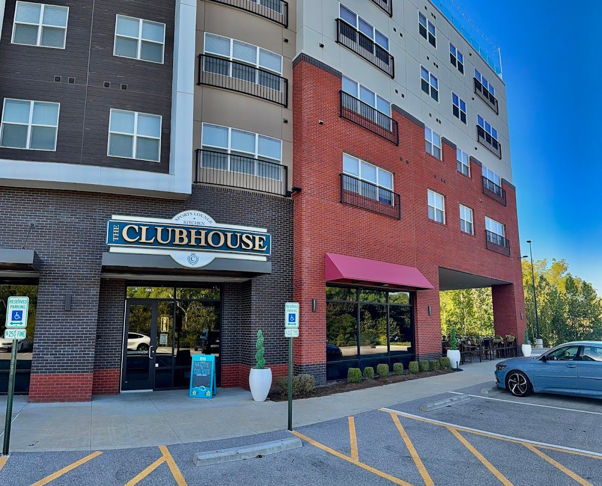 Clubhouse Lounge + Kitchen