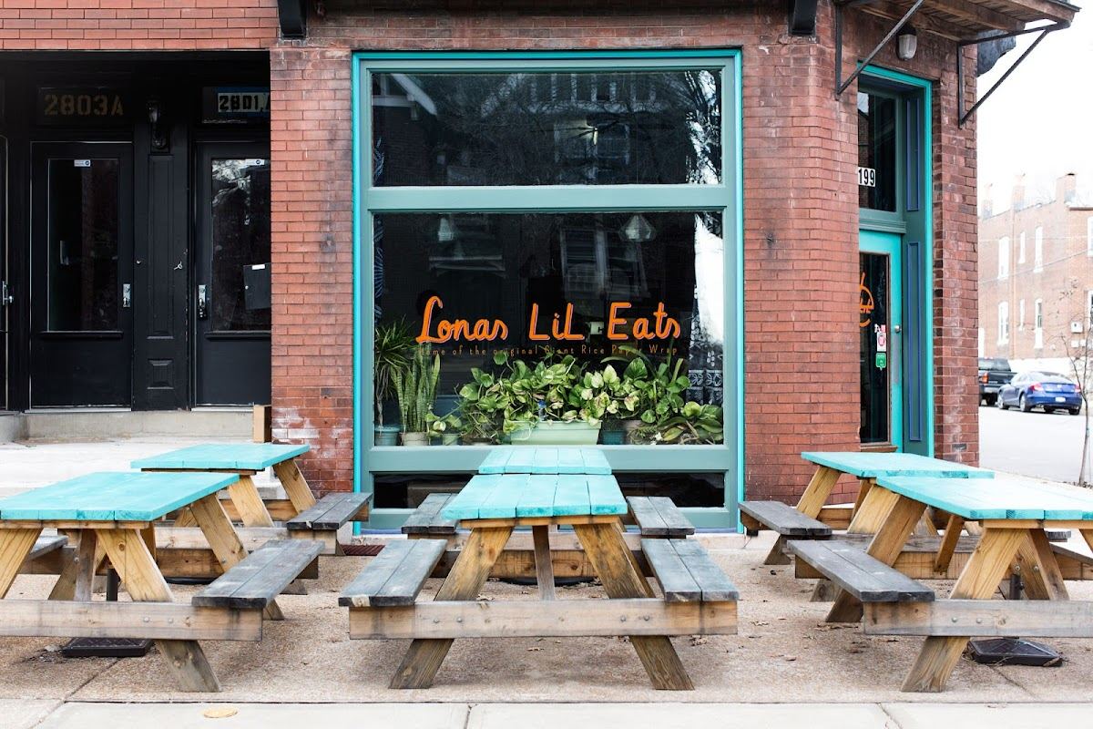Lona's Lil Eats