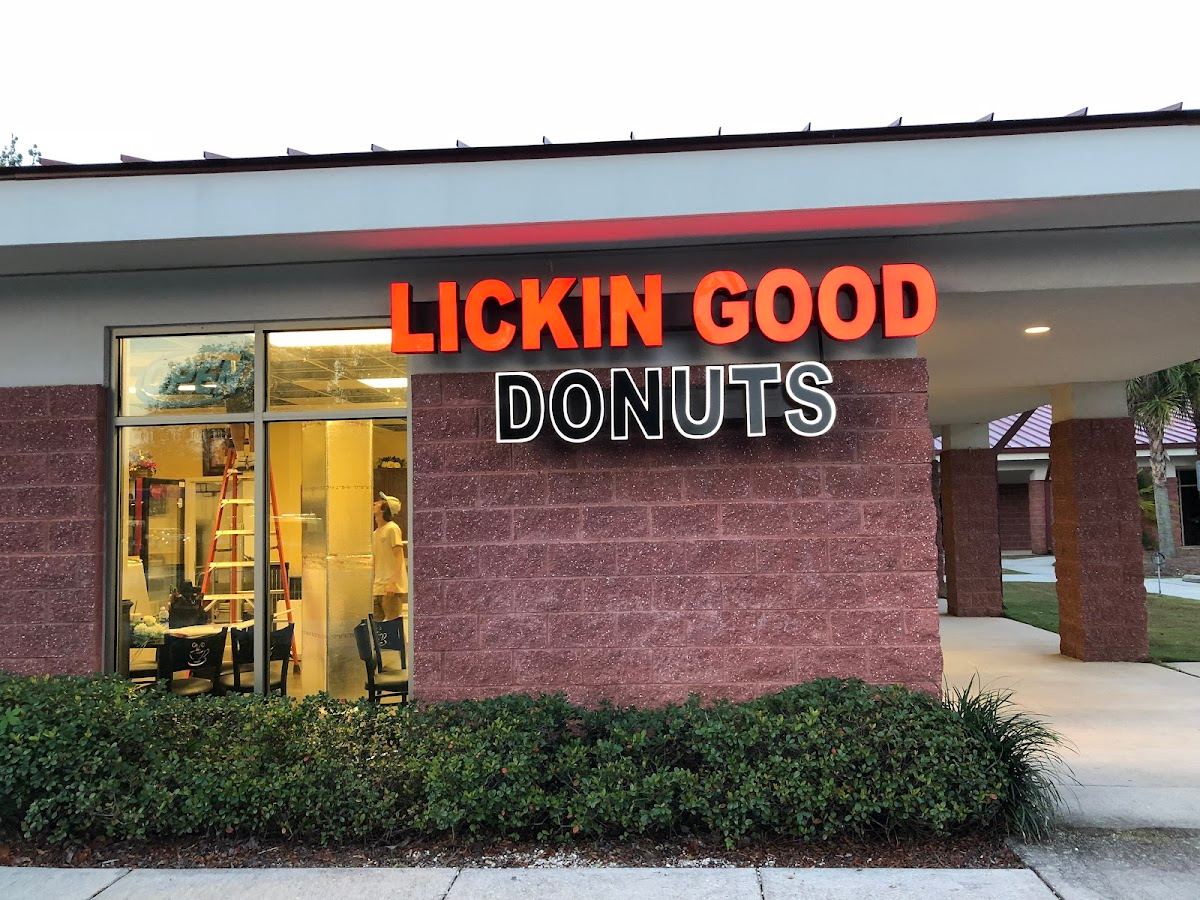 Lickin Good Donuts & Kolaches -Gulf Shores