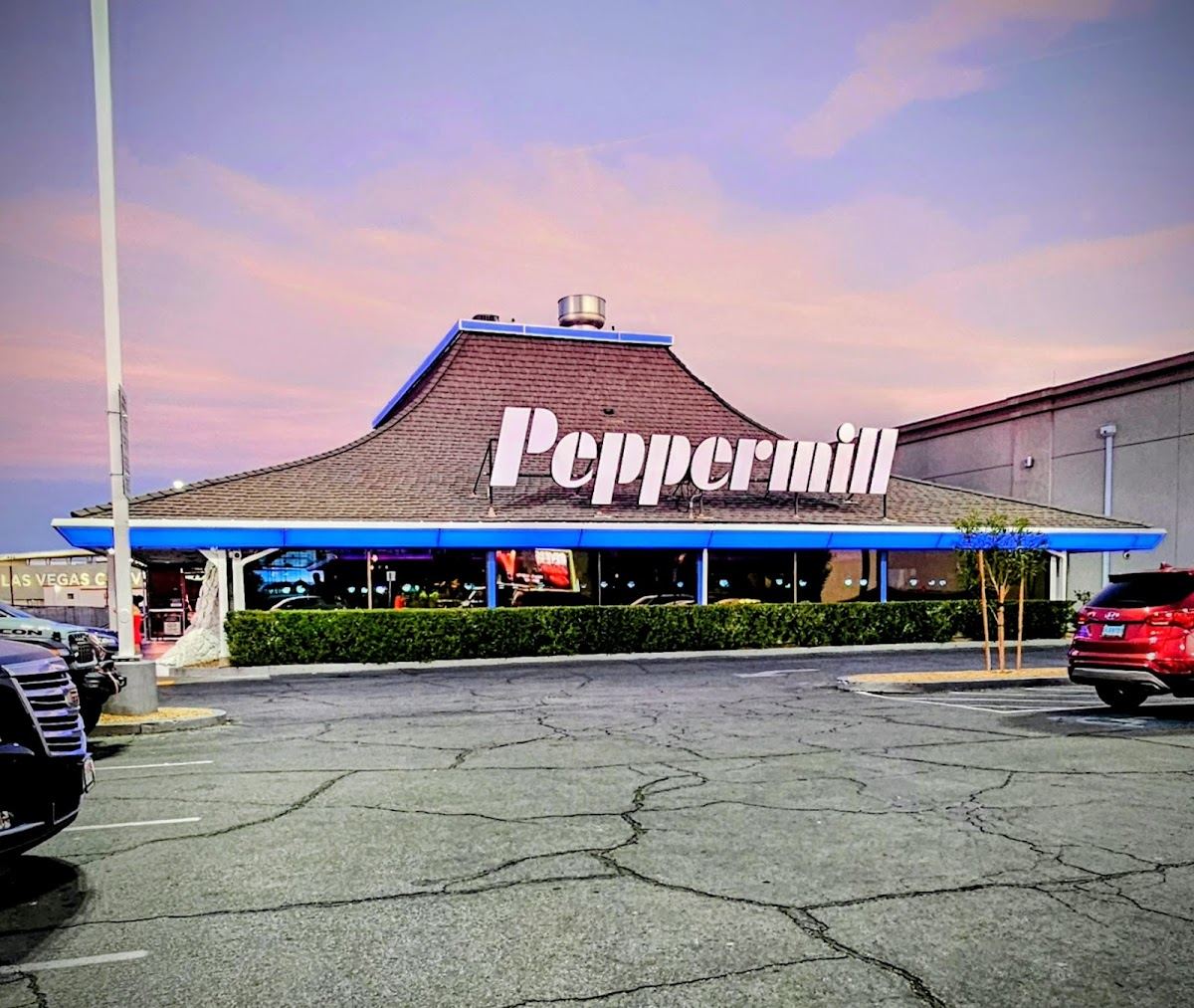 Peppermill Restaurant and Fireside Lounge