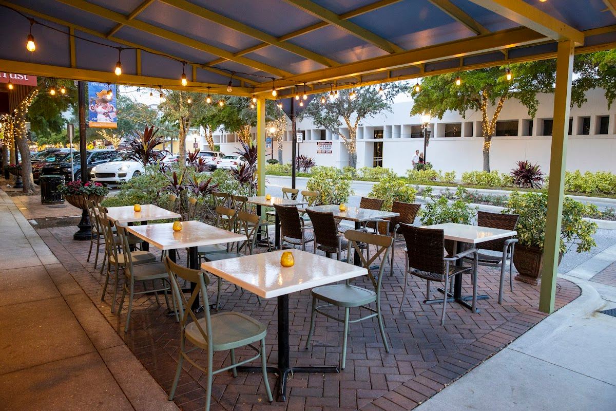 1592 | Wood Fired Kitchen & Cocktails