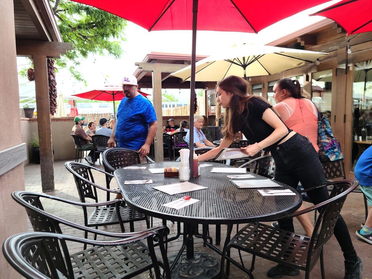 Tomasita's Santa Fe - New Mexican Restaurant