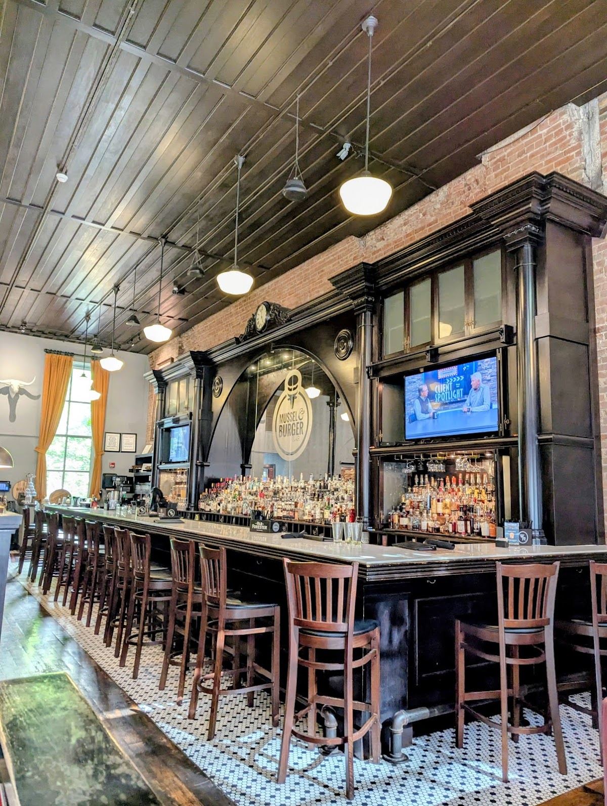 Mussel & Burger Bar