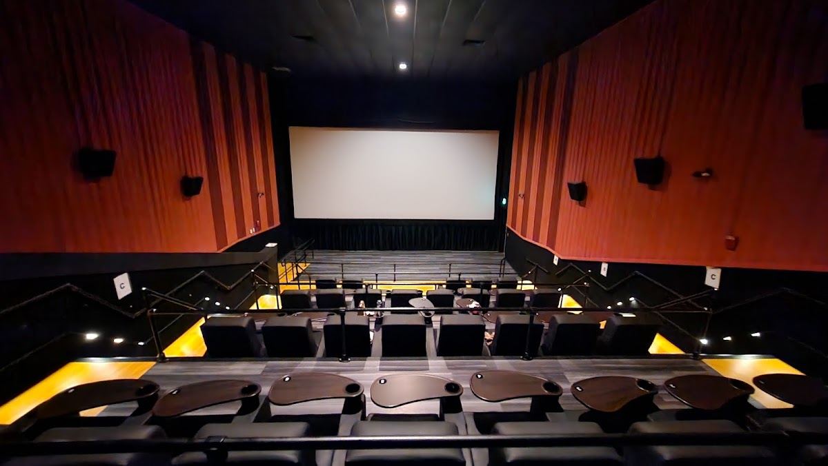 Apple Cinemas Westbrook