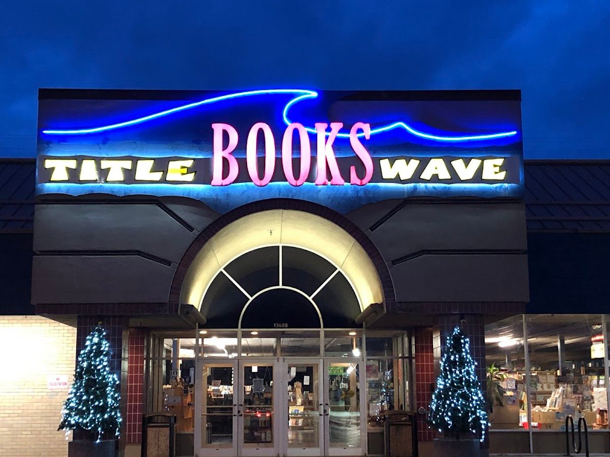 Title Wave Books