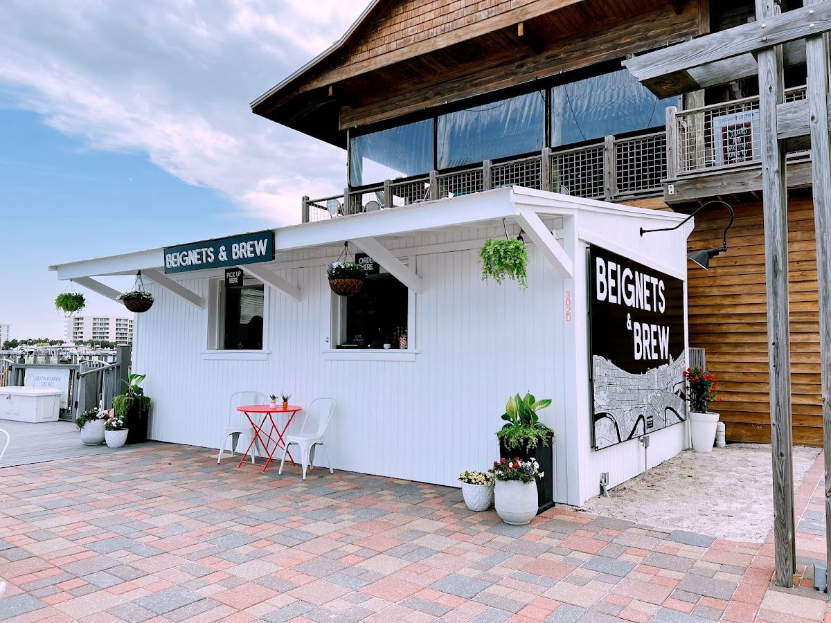 Beignets & Brew