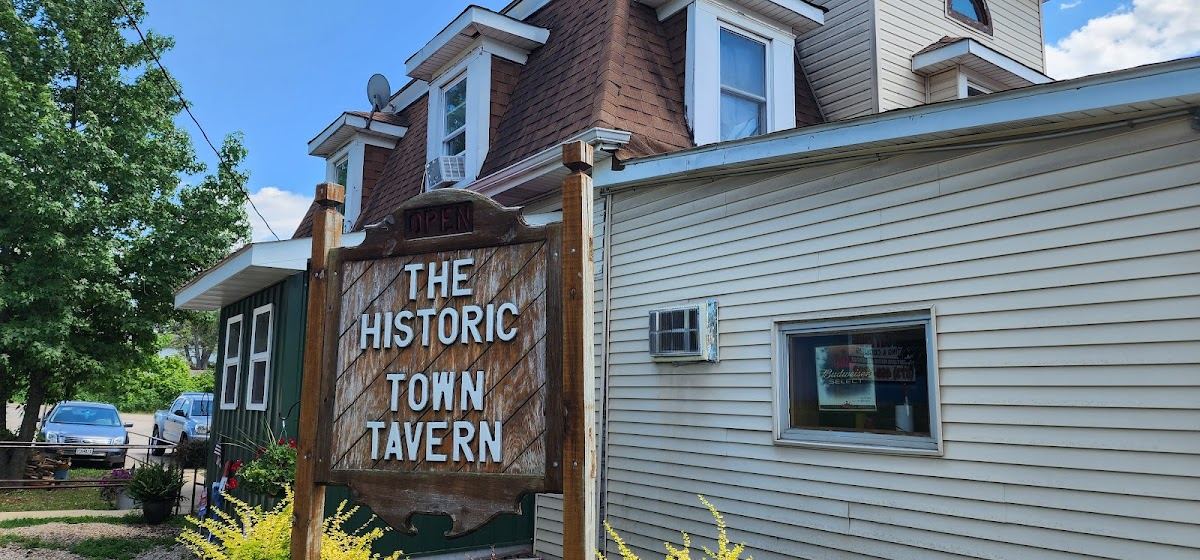 Town Tavern