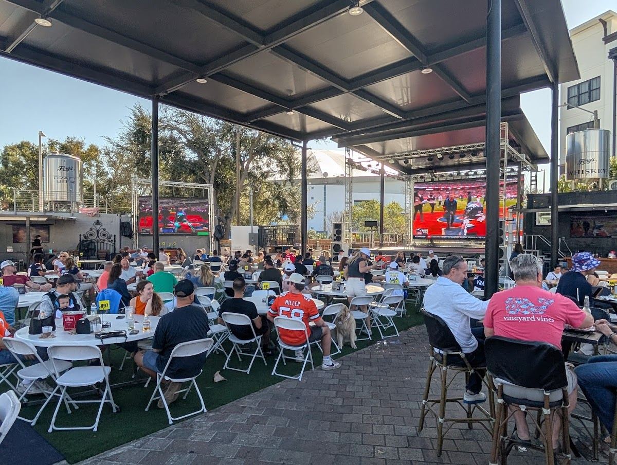 Ferg's Sports Bar & Grill