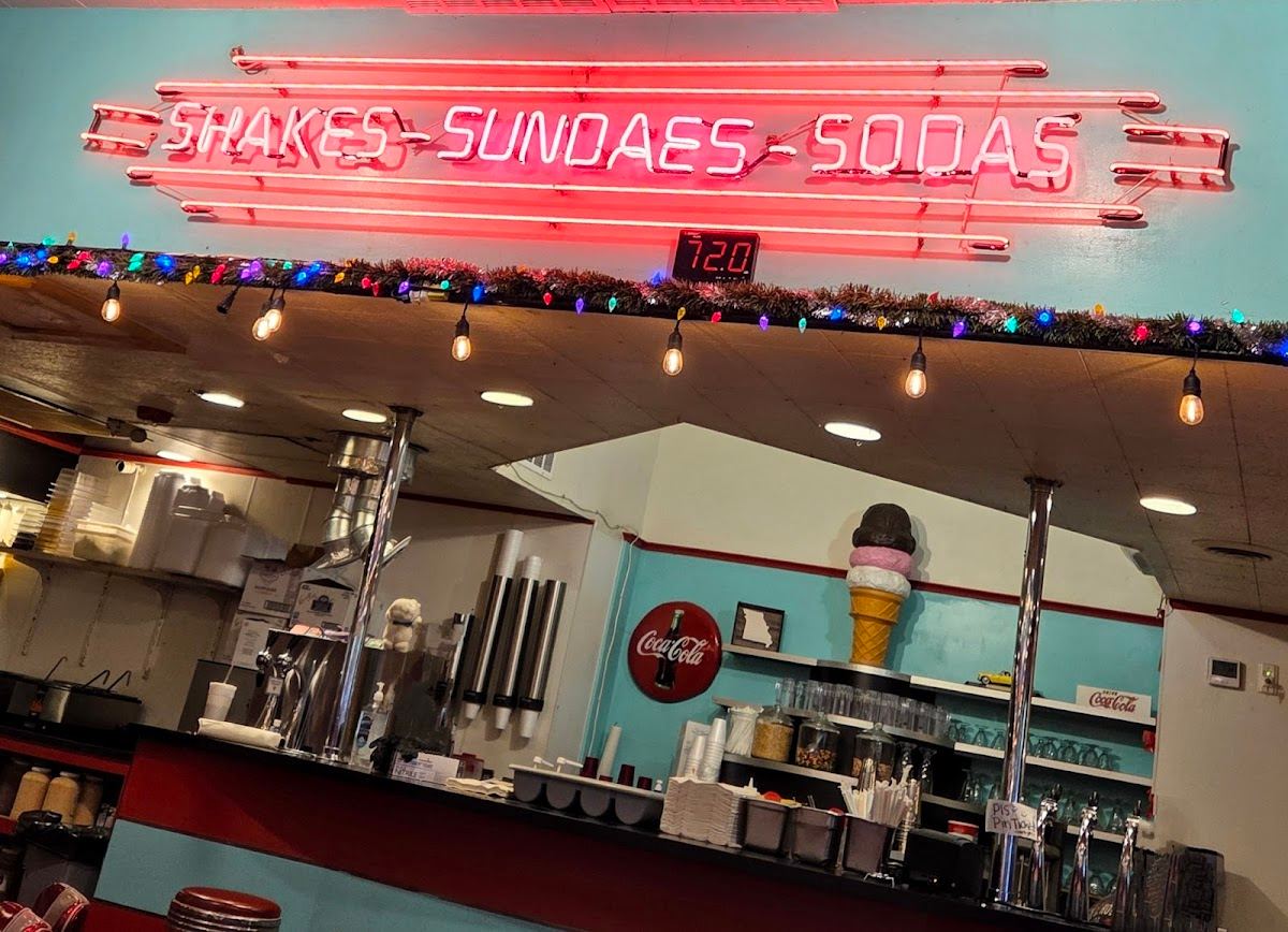 Mel's Hard Luck Diner