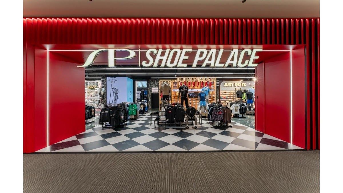 Shoe Palace