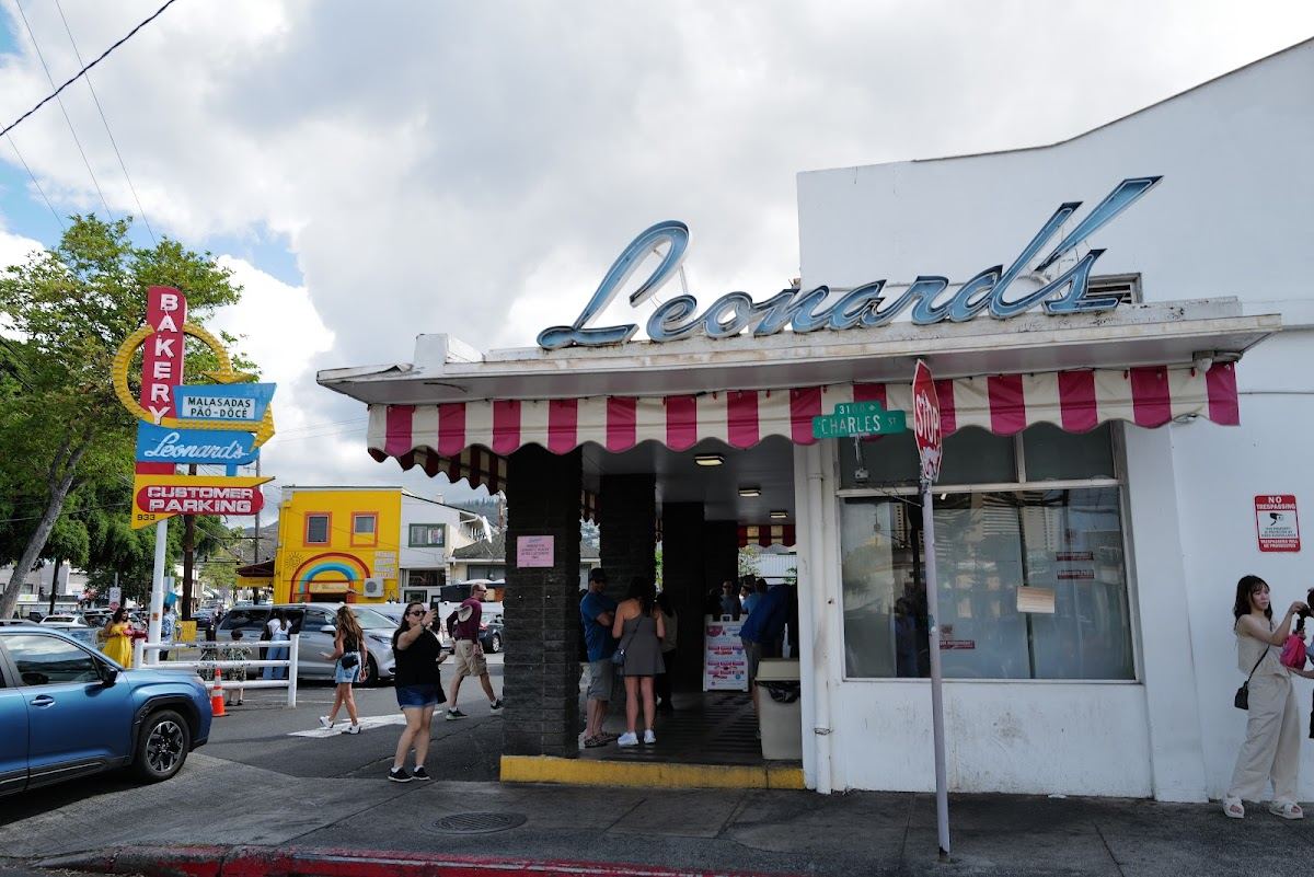 Leonard's Bakery