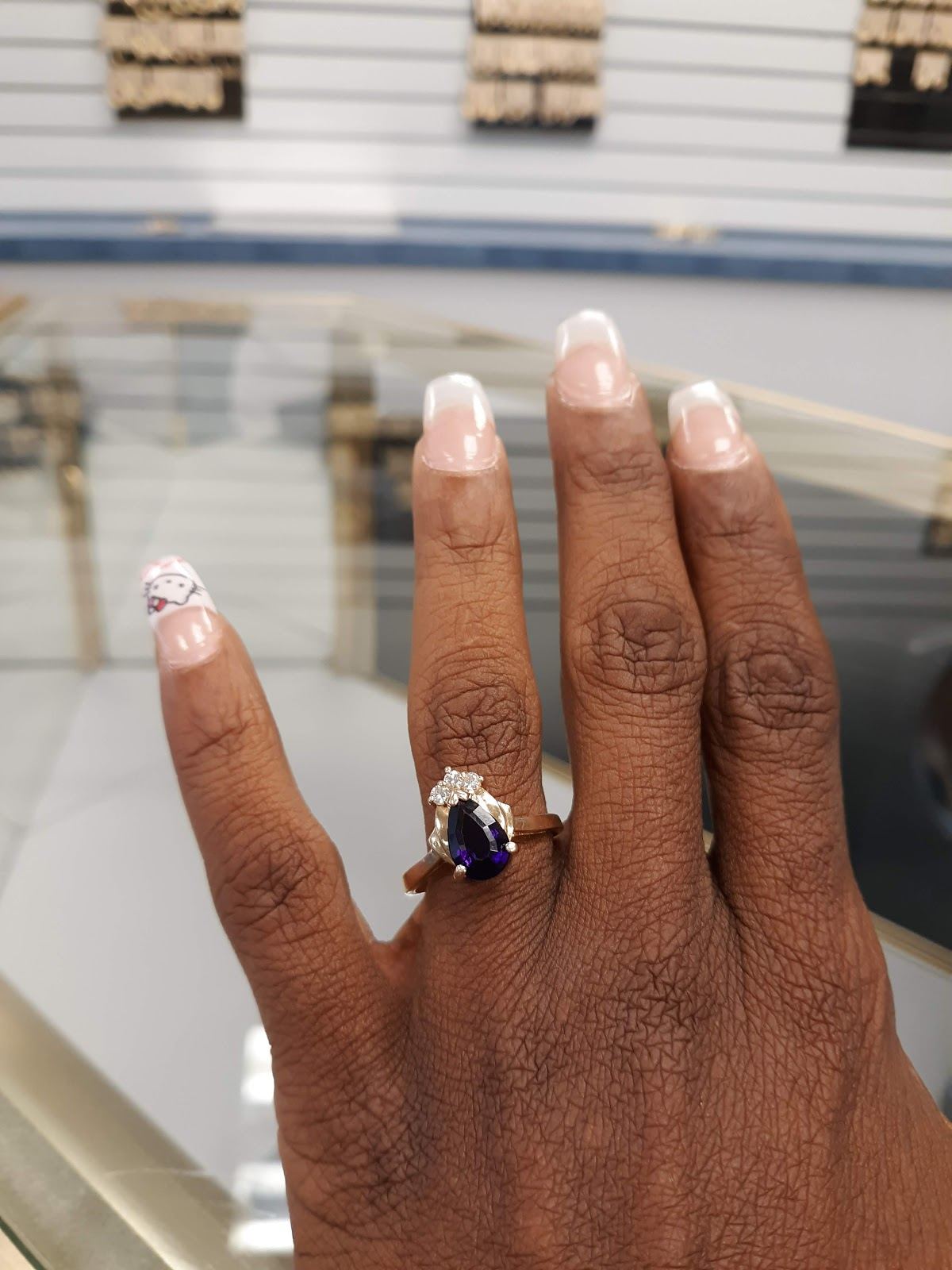 Lee's Pawn & Jewelry