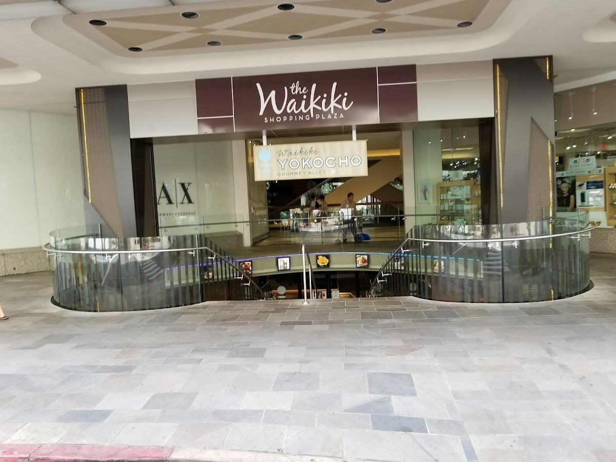 Waikiki Shopping Plaza