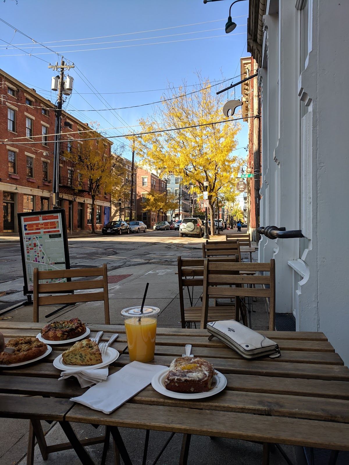 Brown Bear Bakery