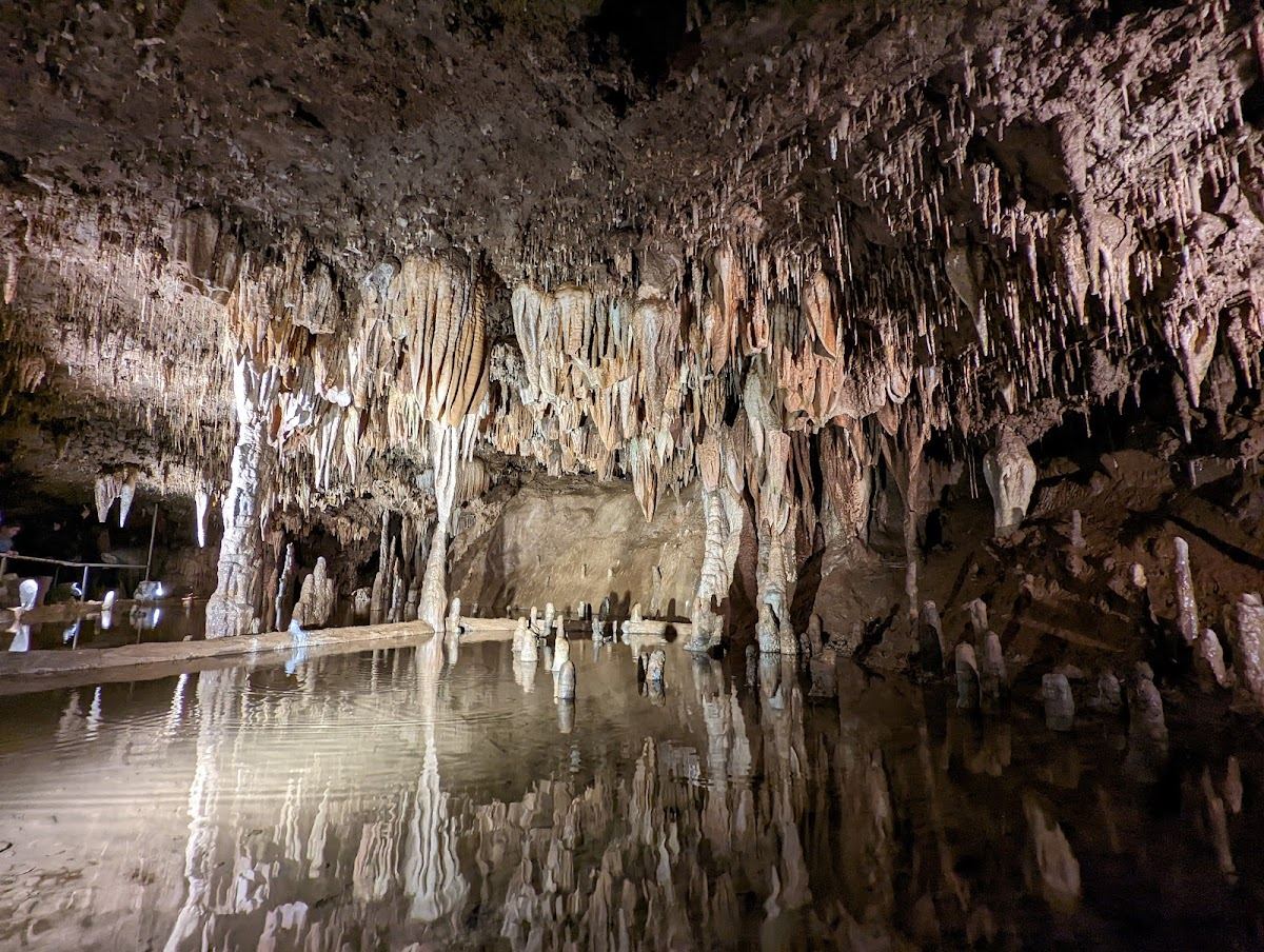 Meramec Caverns