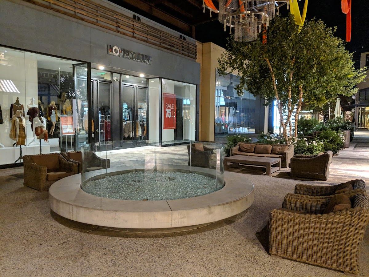 Valencia Town Center