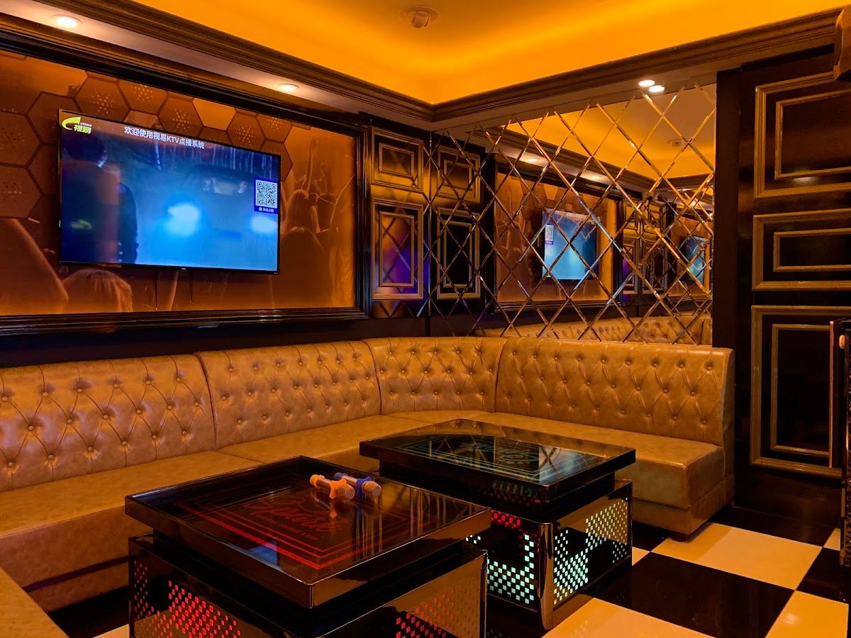 Spark Karaoke Lounge