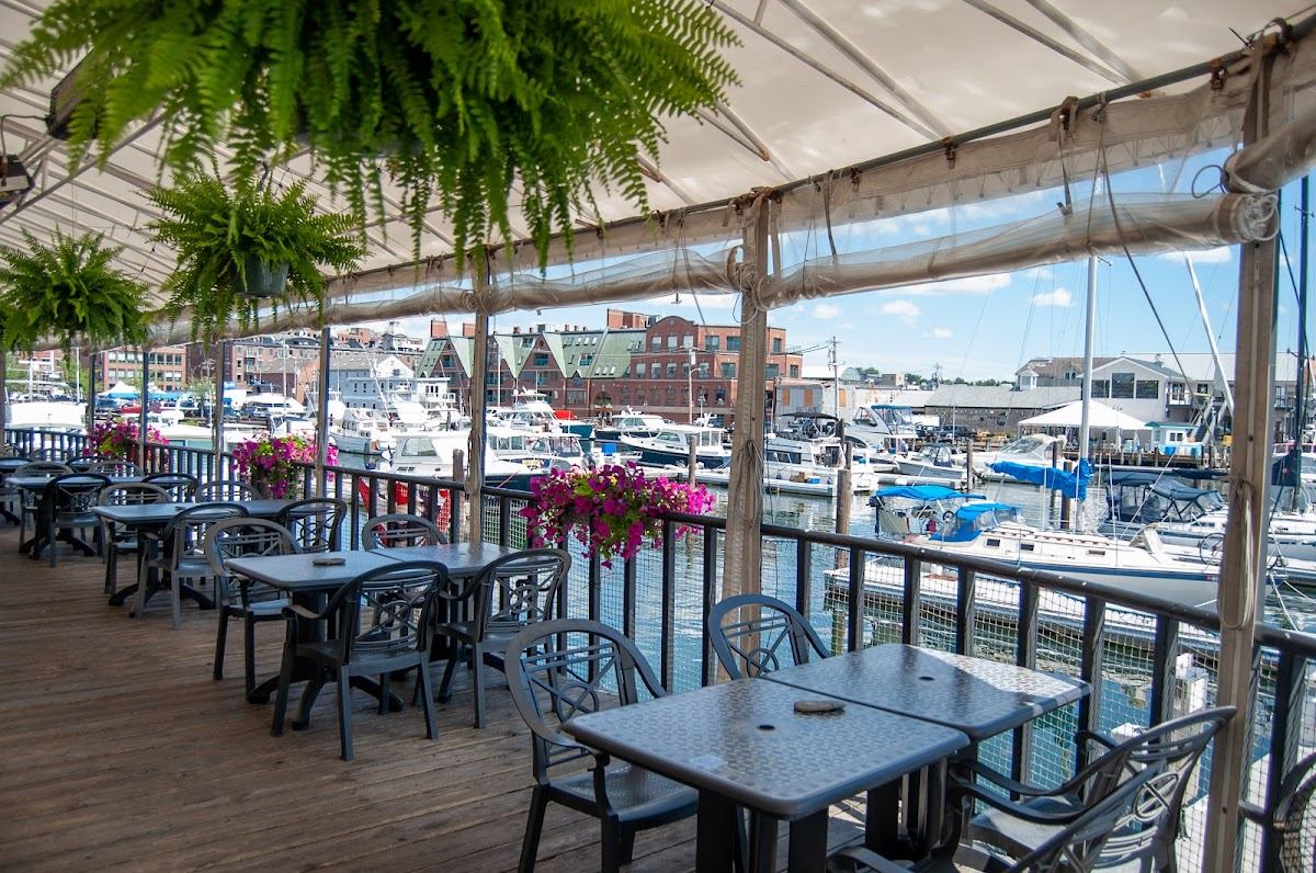 DiMillo's On the Water