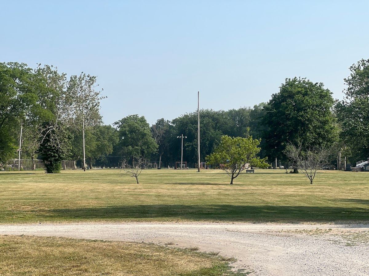 East St Louis Park District