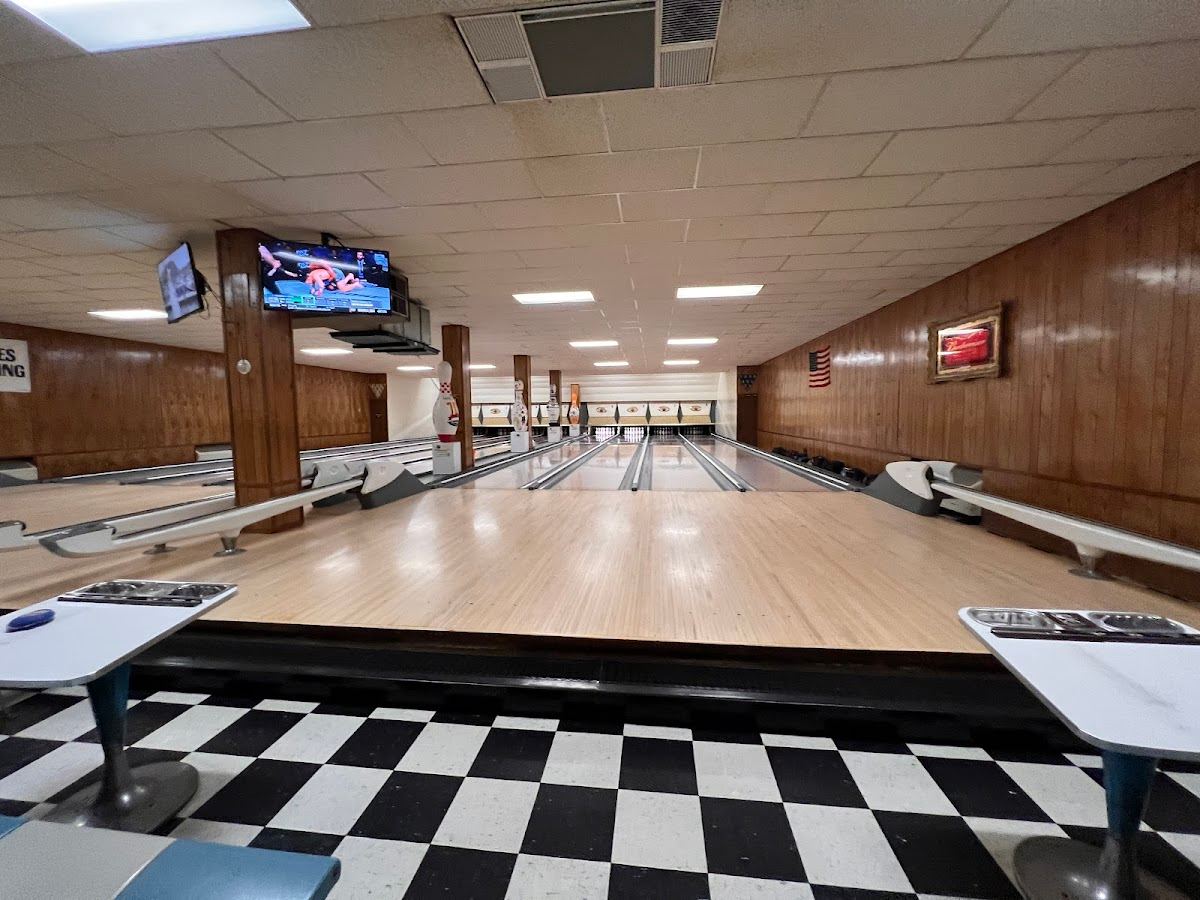 Saratoga Lanes