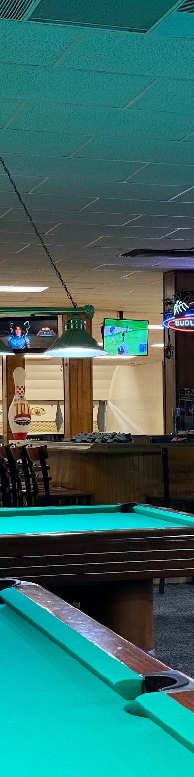 Saratoga Lanes photo 2
