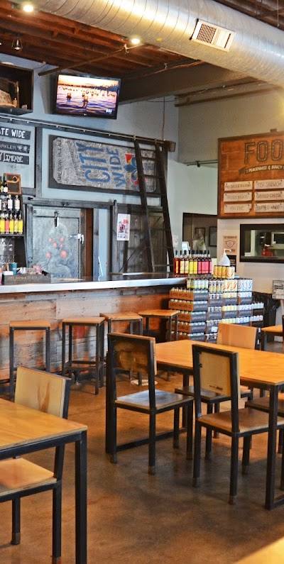 4 Hands Brewing Company photo 2