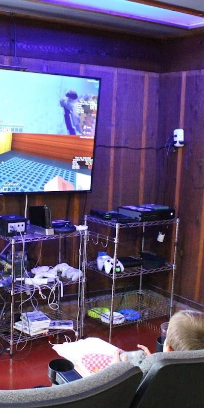 "The Office" - Bar, Darts & Family Retro Arcade photo 4