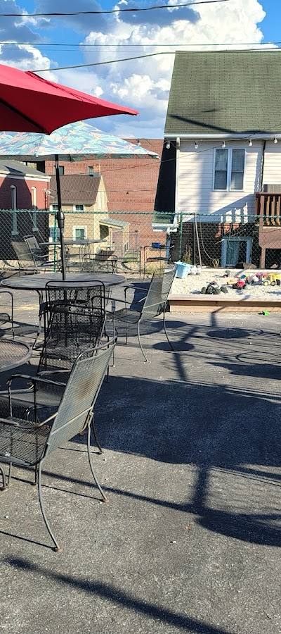 John G's Bier Deck photo 4