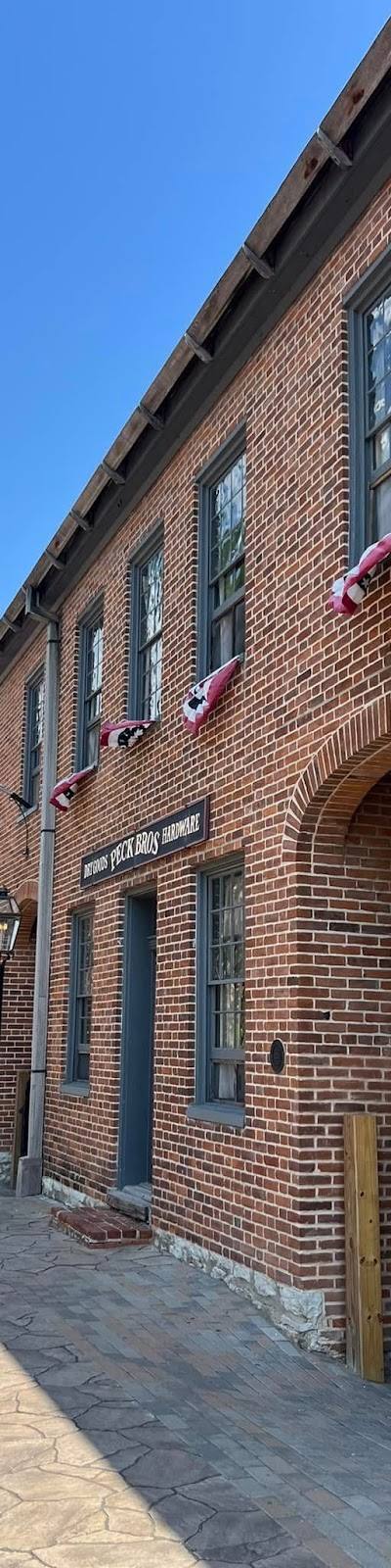 St. Charles Historic District photo 2