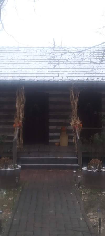 Yanda Log Cabin photo 4