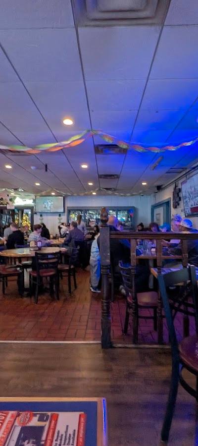 Mattingly's Sports Bar & Grill photo 3