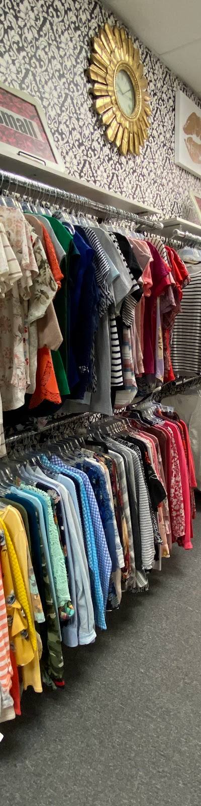 The Walk In Closet Resale Boutique photo 4