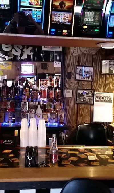 Willie's 109 West photo 4