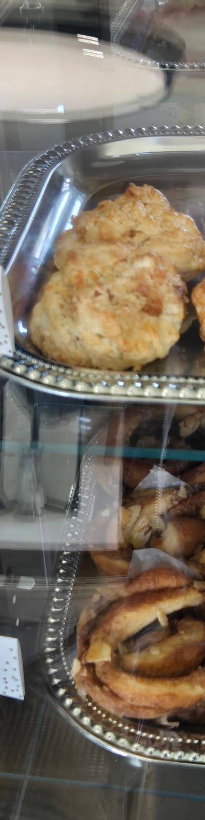 LuciAnna’s Bistrot & Patisserie photo 4