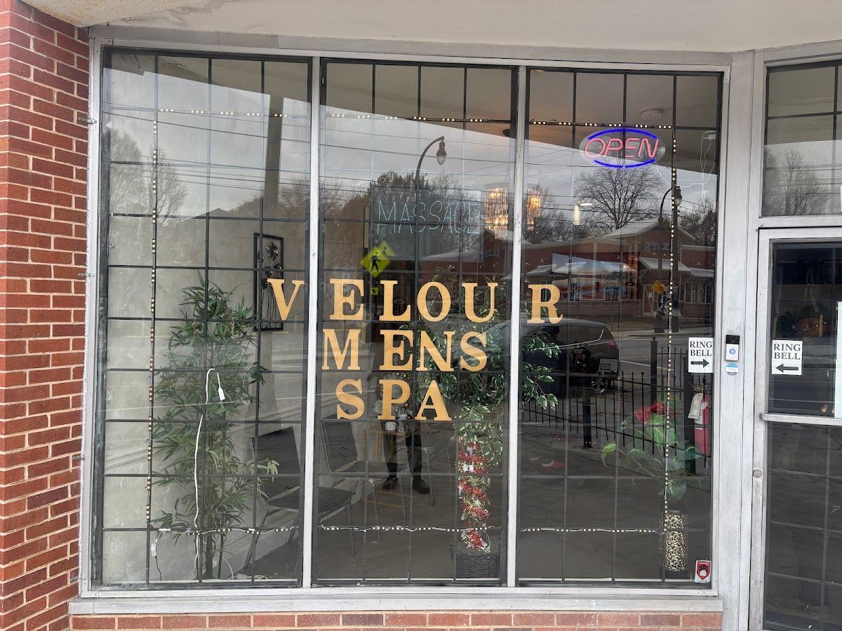 Velour Men's Spa