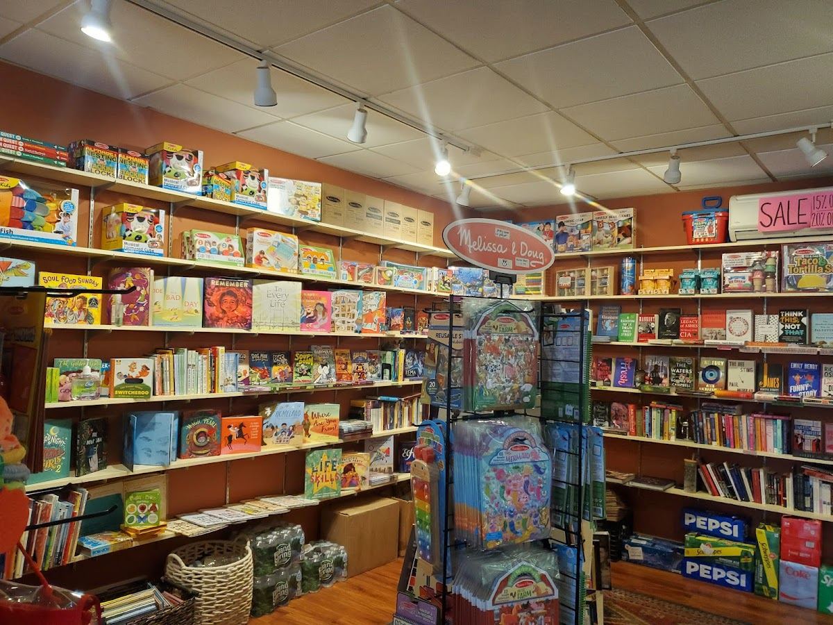 Winthrop Book Depot & Cafe