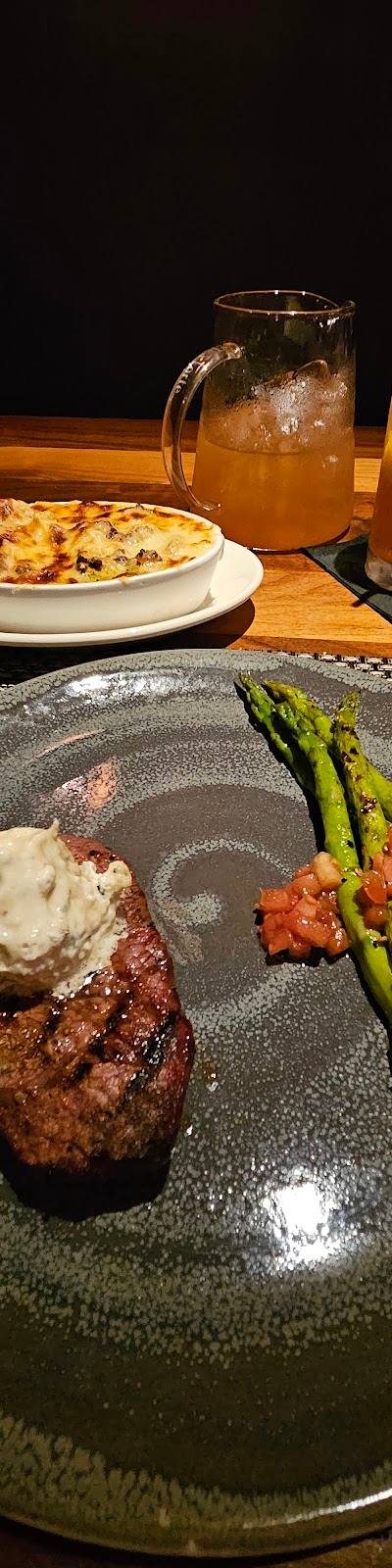 J. Gilbert's Wood-Fired Steaks & Seafood St. Louis photo 3